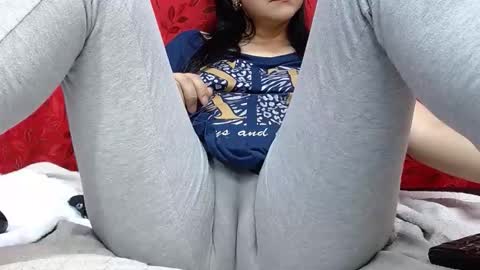 Snapshot of nicolleowens chatting on October 2025 10:43:02 PM NICOLLE online show from October 2025 10:43:02 PM