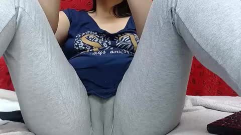 Snapshot of nicolleowens chatting on November 2025 12:03:02 AM NICOLLE online show from November 2025 12:03:02 AM