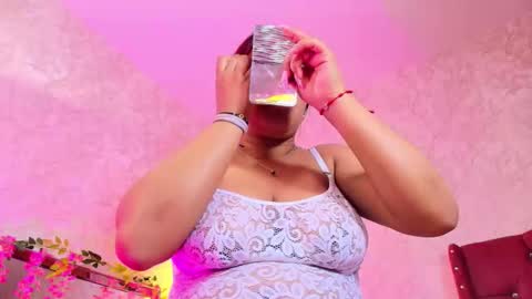 Snapshot of nicolletaylorq chatting on February 2026 05:41:01 AM Nicolle Miley online show from February 2026 05:41:01 AM