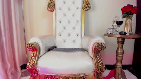 Nicollette Miller online show from September 2025 12:48:02 AM