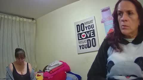 nicoltatiana_ online show from November 2025 10:29:02 PM