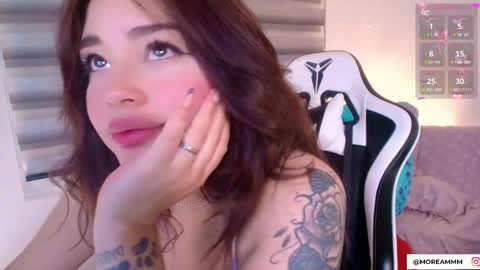 Snapshot of nicolthompsonn chatting on December 2025 12:59:02 AM Nicol online show from December 2025 12:59:02 AM