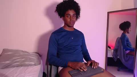 Nico y Mark online show from November 2025 05:18:02 AM