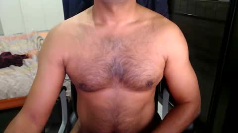 Snapshot of night_rider09711 chatting on December 2024 08:36:02 PM night_rider09711 online show from December 2024 08:36:02 PM