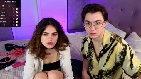 Snapshot of nightfloat chatting on March 2025 02:20:01 AM Daisy nd Tyler 3 online show from March 2025 02:20:01 AM