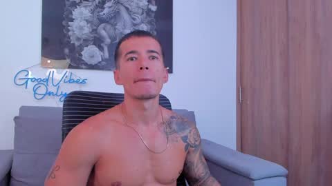 Niick online show from December 2024 07:46:02 PM