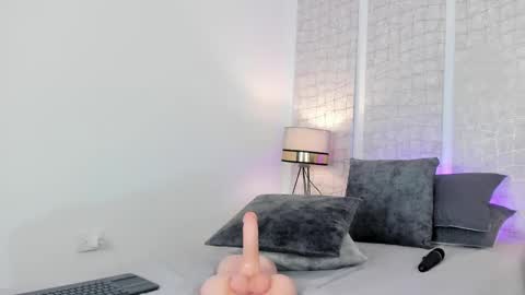 Niicole online show from March 2025 10:53:01 PM