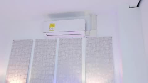 Niicole online show from March 2025 07:06:01 PM