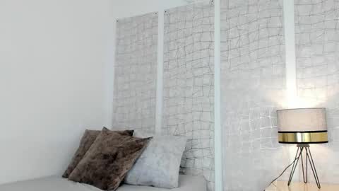 Niicole online show from September 2025 10:12:02 PM