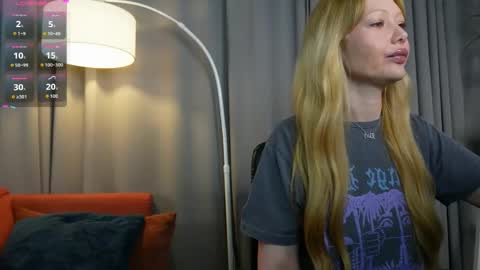 Snapshot of nika_dream_ chatting on May 2026 09:01:02 PM LIana online show from May 2026 09:01:02 PM