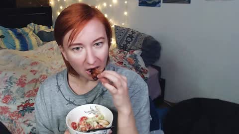 Snapshot of nika_fuchs chatting on December 2024 05:16:02 AM Nika online show from December 2024 05:16:02 AM