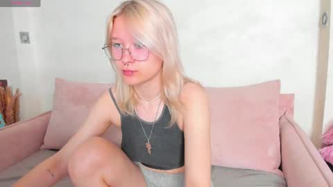 Snapshot of nika_sm chatting on July 2026 09:03:01 AM Nika Sm online show from July 2026 09:03:01 AM