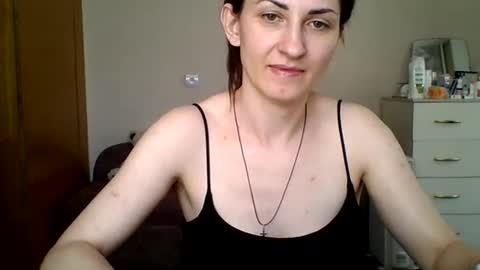 Snapshot of nika_smily chatting on June 2026 06:40:02 AM nika_smily online show from June 2026 06:40:02 AM