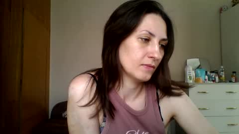 Snapshot of nika_smily chatting on July 2026 05:45:02 AM nika_smily online show from July 2026 05:45:02 AM