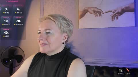 Nika online show from November 2025 09:34:02 AM