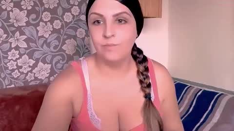 Snapshot of niki_leex chatting on December 2024 09:40:02 AM niki_leex online show from December 2024 09:40:02 AM