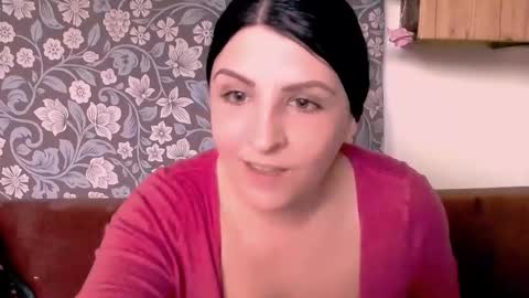 Snapshot of niki_leex chatting on December 2024 01:11:01 PM niki_leex online show from December 2024 01:11:01 PM