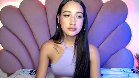 Snapshot of nikibrice chatting on January 2025 10:12:02 PM online show from January 2025 10:12:02 PM