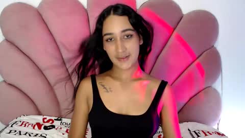 Snapshot of nikibrice chatting on February 2025 07:24:02 PM online show from February 2025 07:24:02 PM