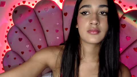 Snapshot of nikibrice chatting on February 2025 10:47:01 PM online show from February 2025 10:47:01 PM