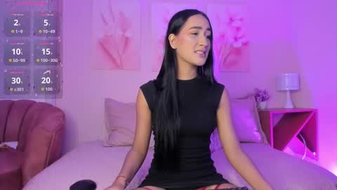 Snapshot of nikibrice chatting on October 2025 07:13:01 PM online show from October 2025 07:13:01 PM