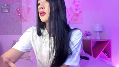 Snapshot of nikibrice chatting on October 2025 07:12:02 PM online show from October 2025 07:12:02 PM