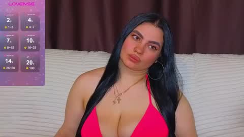 Snapshot of nikki_kardashian chatting on March 2025 02:03:01 AM Nikki Kardashian online show from March 2025 02:03:01 AM