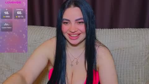 Snapshot of nikki_kardashian chatting on March 2025 10:32:02 PM Nikki Kardashian online show from March 2025 10:32:02 PM