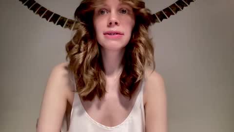 Nikki online show from December 2024 10:16:01 AM