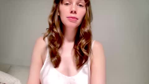 Nikki online show from November 2025 10:06:02 AM