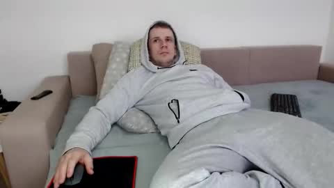 Nick online show from November 2025 08:15:01 AM