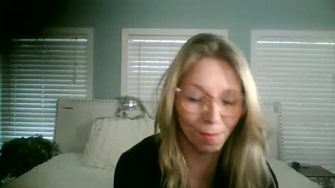 nikkib653466 online show from January 2026 05:48:02 PM