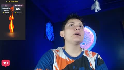 Nikky online show from September 2025 08:21:02 PM