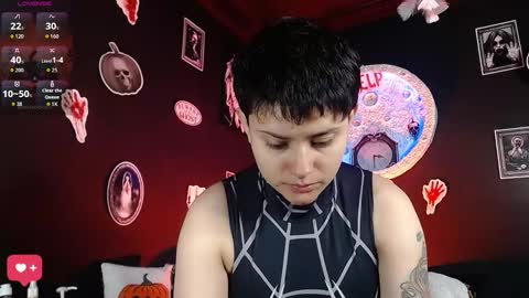 Nikky online show from October 2025 12:39:02 PM