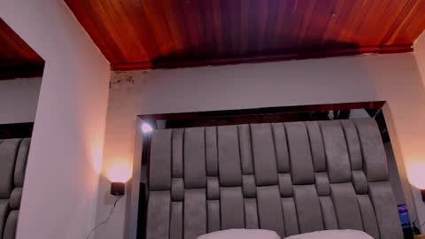     online show from December 2025 11:26:02 AM