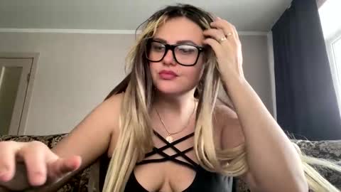 Nika online show from December 2024 06:09:02 AM