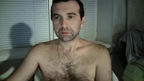 nikolas_vaz online show from December 2024 09:44:01 PM