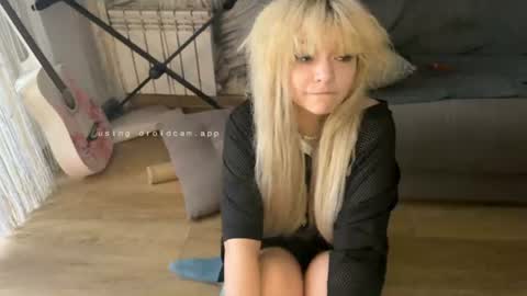 Snapshot of nikoli_naw chatting on July 2026 01:41:02 AM nikoli_naw online show from July 2026 01:41:02 AM