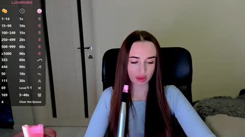      online show from December 2025 02:39:01 AM