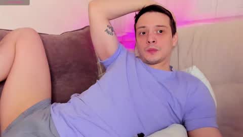 Nikolos online show from February 2025 10:39:02 PM