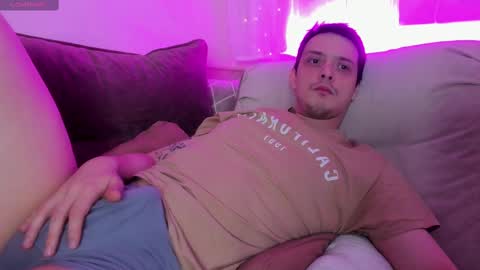 Nikolos online show from February 2025 11:01:01 PM