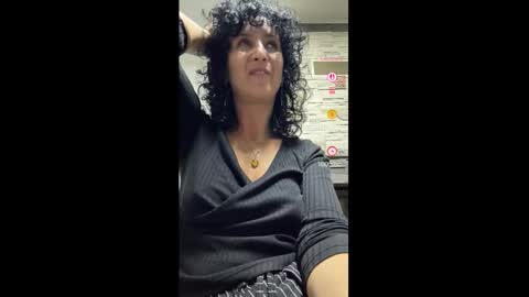 nikol online show from November 2025 07:59:01 PM