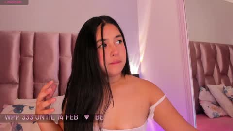 Niky Brooks online show from February 2025 12:00:01 PM