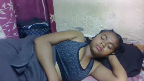 nilah online show from December 2025 06:53:02 AM