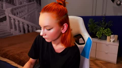 Nillie online show from February 2025 12:30:01 AM