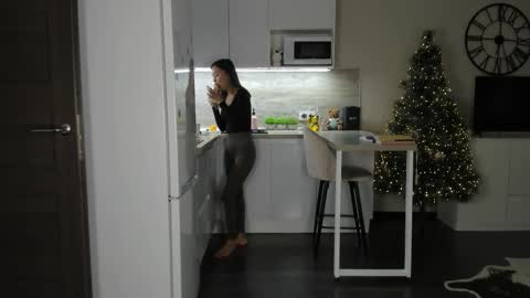 Bella online show from January 2026 02:33:02 PM