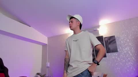 Snapshot of nils_saint chatting on October 2025 04:14:01 AM Nils online show from October 2025 04:14:01 AM