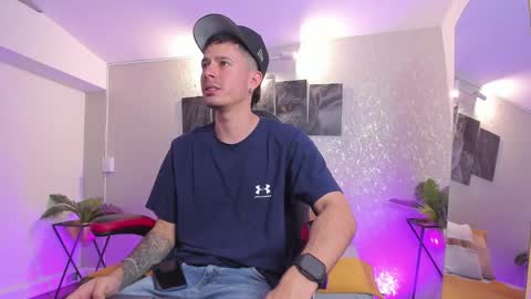 Snapshot of nils_saint chatting on November 2025 02:44:01 AM Nils online show from November 2025 02:44:01 AM