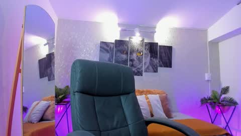 Snapshot of nils_saint chatting on December 2025 03:38:02 AM Nils online show from December 2025 03:38:02 AM