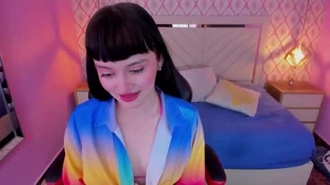 N I N A online show from October 2025 05:30:01 AM